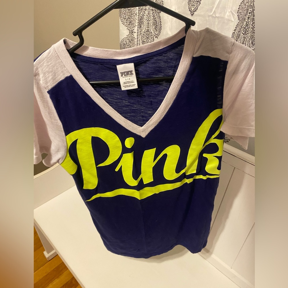 Victoria Secret PINK T-Shirt